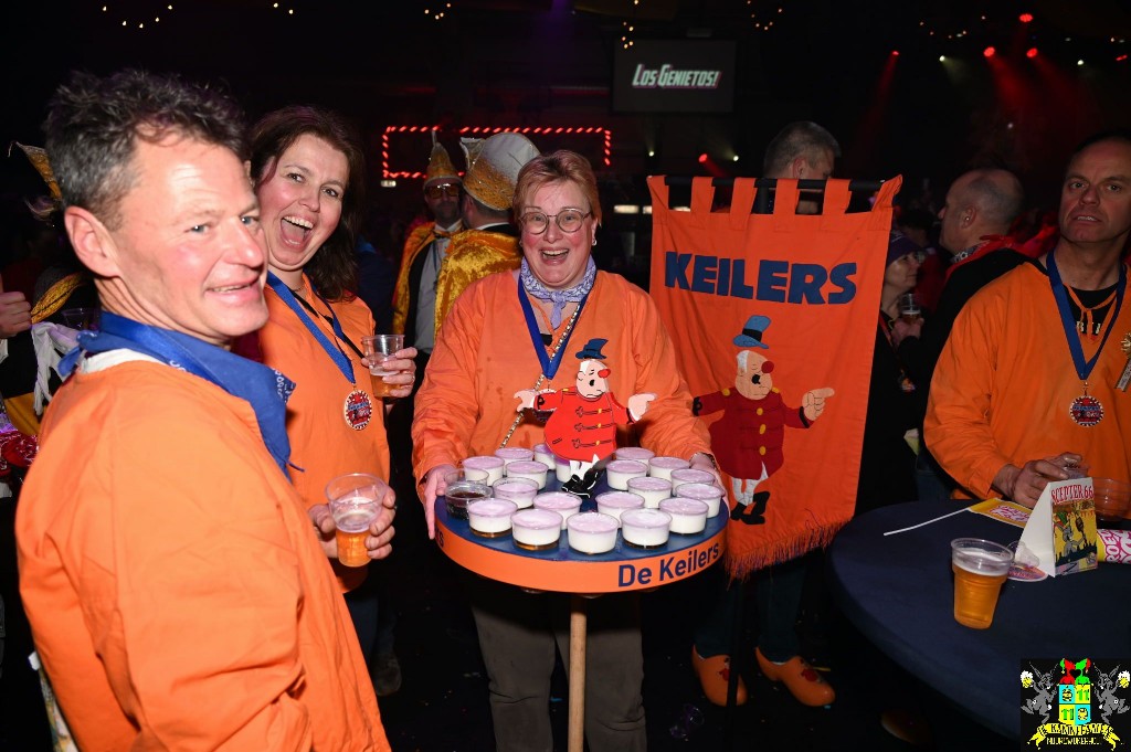 ../Images/6x11 Kaninefaaten Jubileumfeest 400.jpg